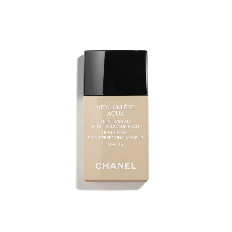 CHANEL Vitalumière Aqua Foundation