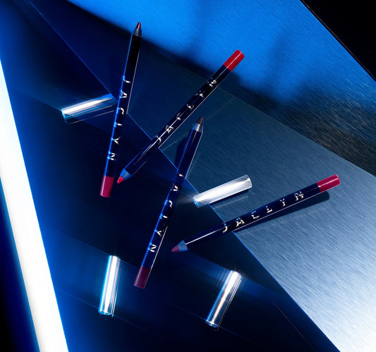 POUTSPOKEN LIP LINER